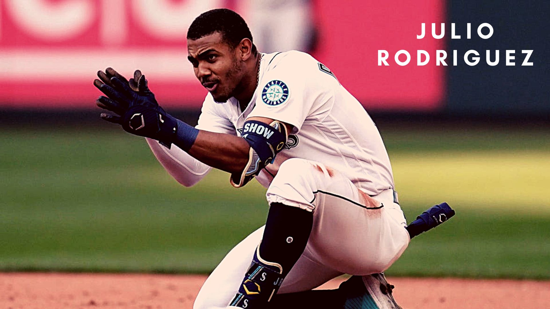 American League's Julio Rodríguez, of the Seattle Mariners, jogs